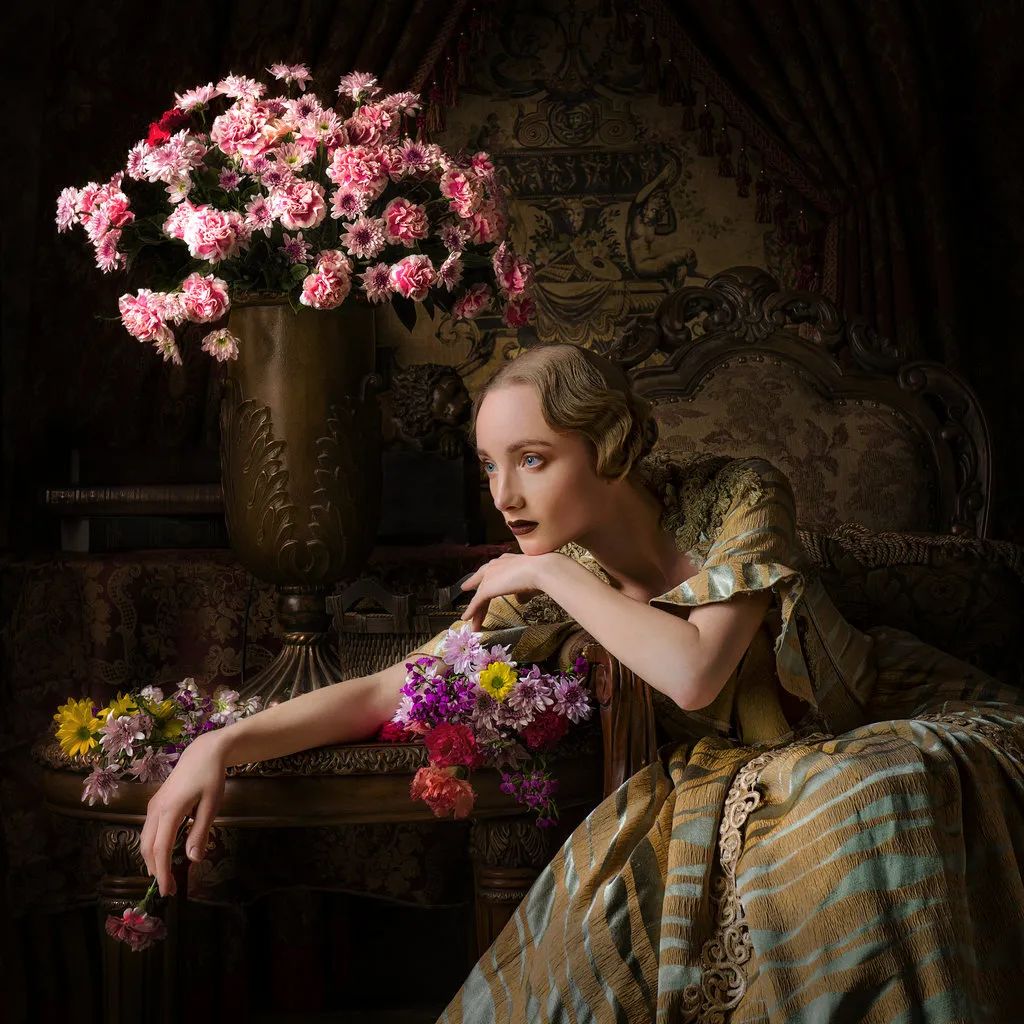 《中国商业摄影》封面摄影师:黑光教育何连海